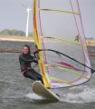 Lekker aan het speedsurfen. Giek wat te laag, maar leuk is het wel.